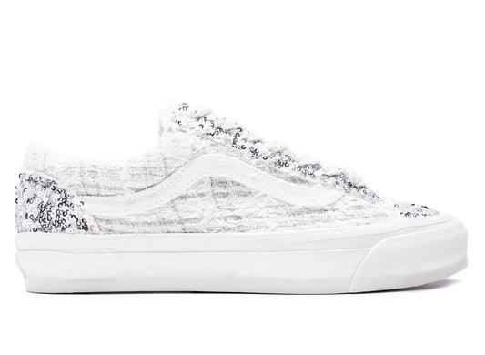 Vans LX Old Skool 36 Fuzzy Feelings in White