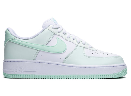 Nike Air Force 1 '07