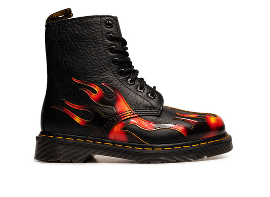Dr. Martens 1460 Pascal Flame