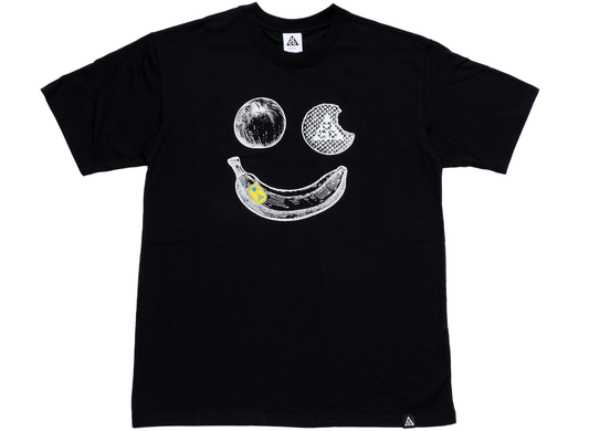 Nike ACG 'Hike Snacks' S/S Tee in Black