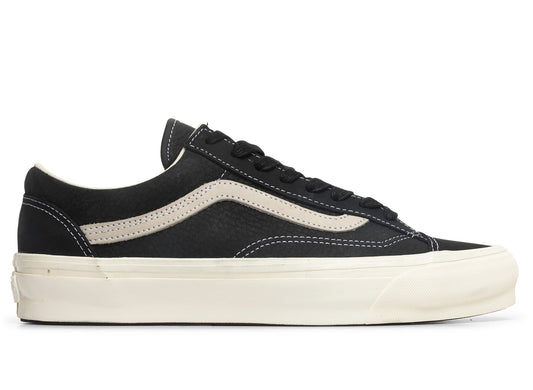 Vans Old Skool 36 Le Marais in Black