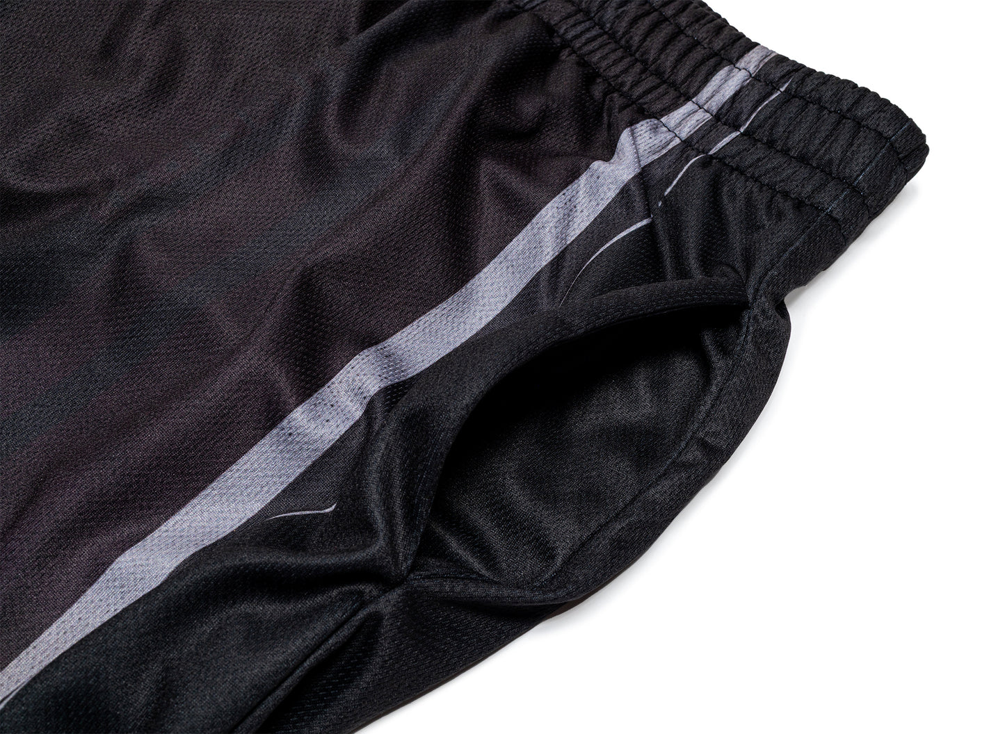 Umbro Distressed Shorts in Purple / Black