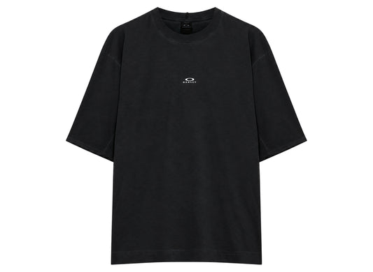 Oakley Latitude Veil Tee in Pitch Black front product view on white