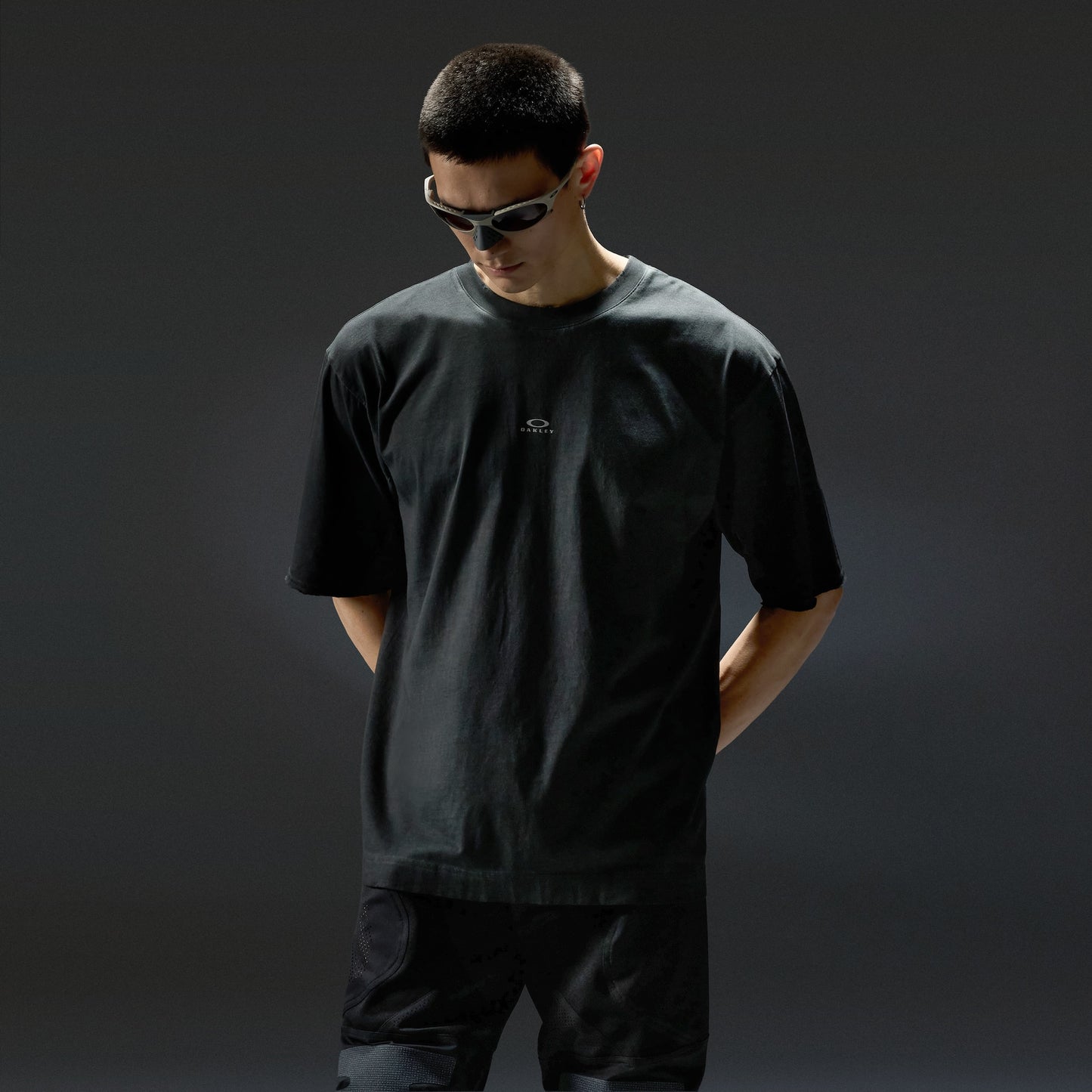 Oakley Latitude Veil Tee in Pitch Black detail or alternate view
