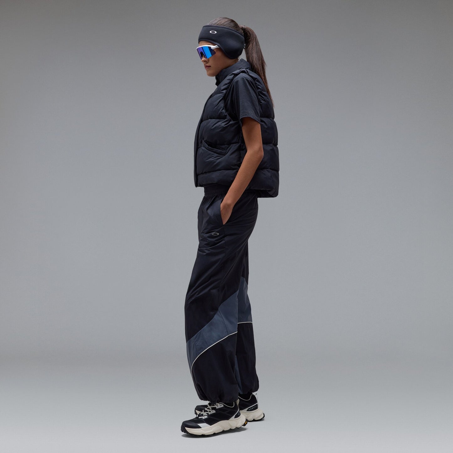 Women's Oakley Radiant O-Light Warm Pants 12.0 in Pitch Black detail or alternate view