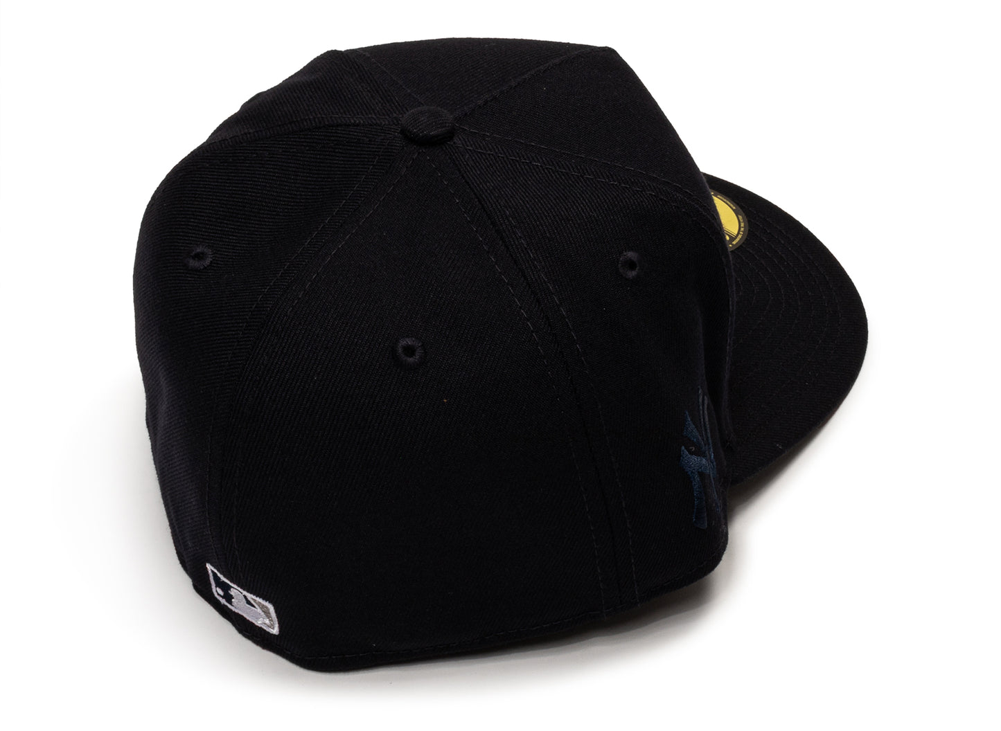 New Era 5950AF Fence 26444 New York Yankees Fitted Hat - view 3