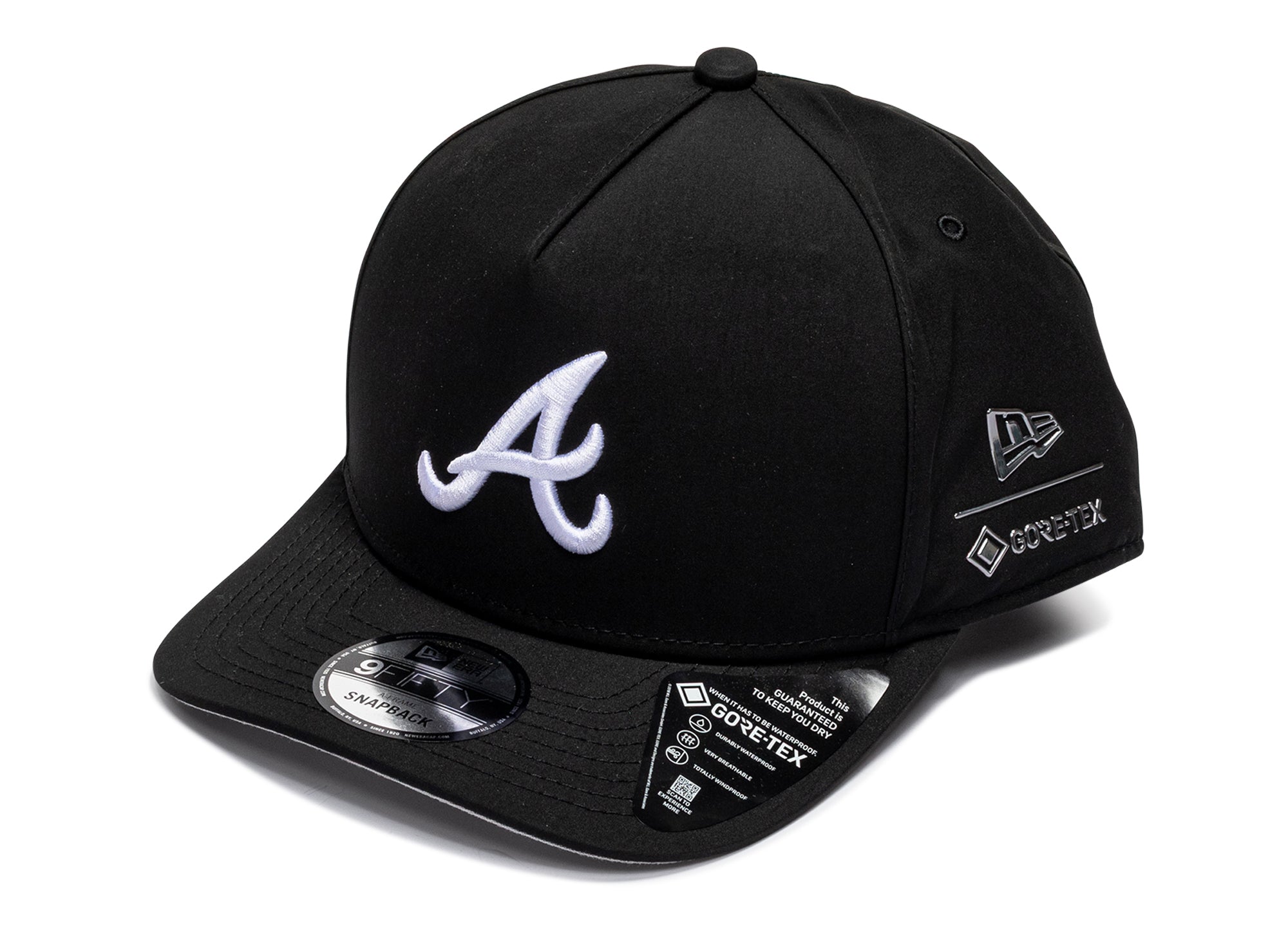 New Era GORE-TEX 950AF PC Atlanta Braves Snapback Hat in Black