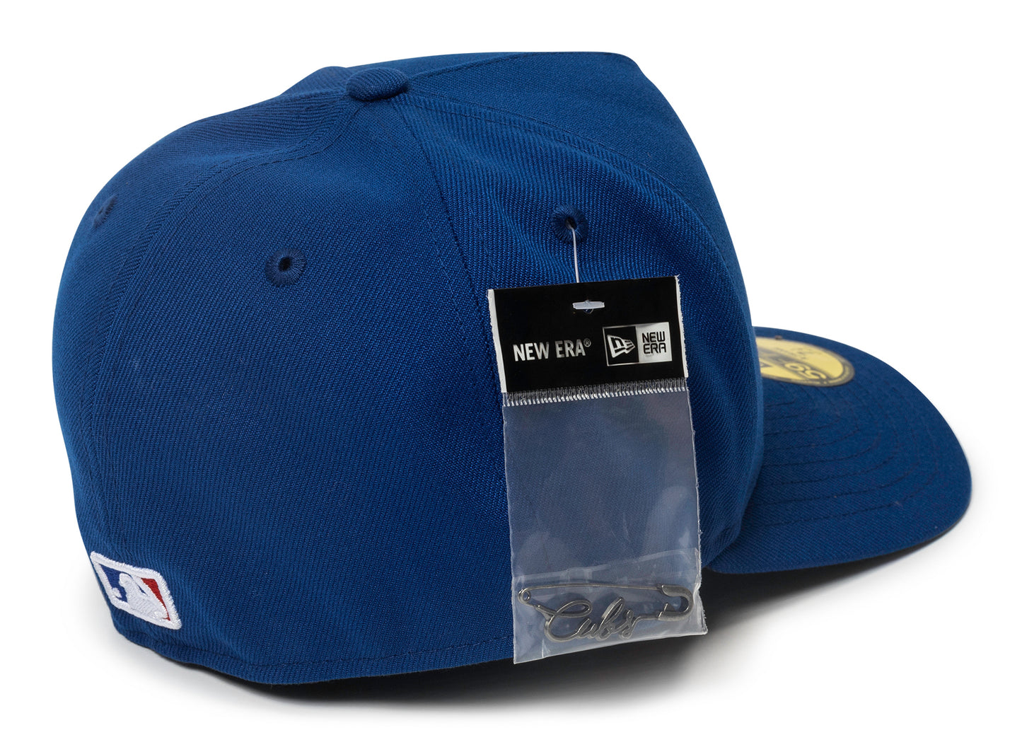 New Era Script Safety Pin Chicago Cubs Fitted Hat - view 2
