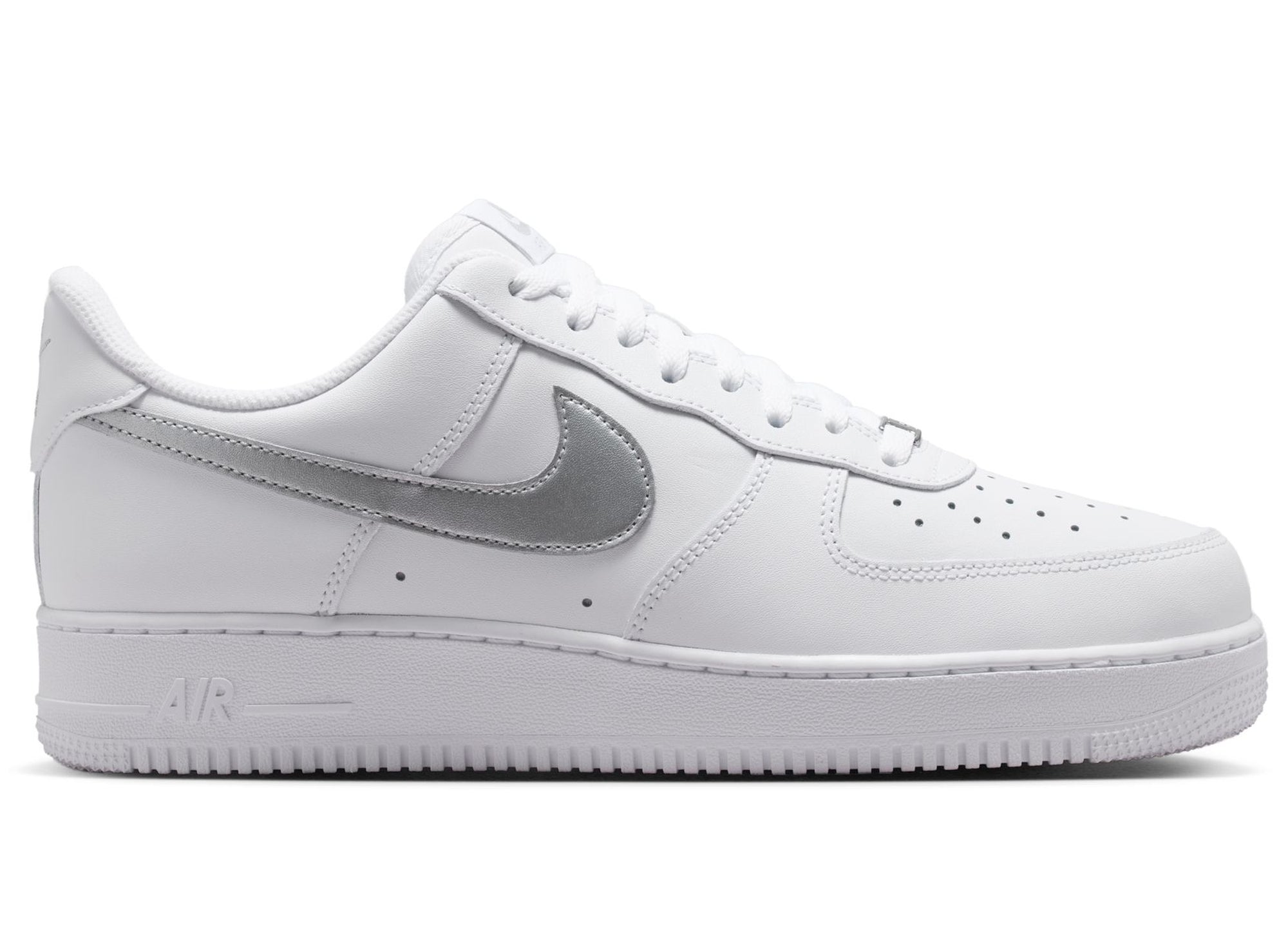 Nike Air Force 1 '07 in White / Metallic Silver – Oneness Boutique