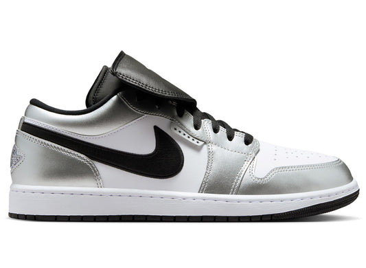 Air Jordan 1 Low SE in White / Black / Metallic Silver