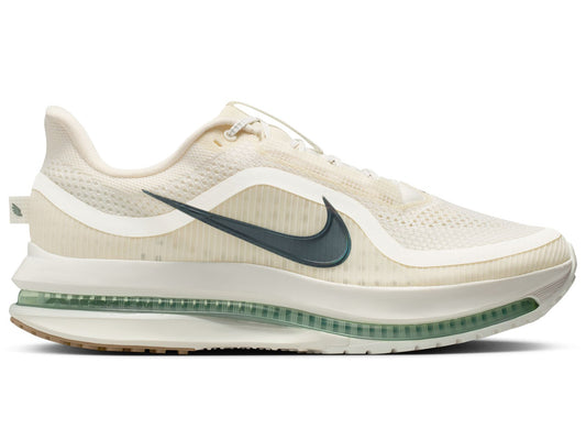 Nike Pegasus Premium in Pale Ivory / Black Spruce