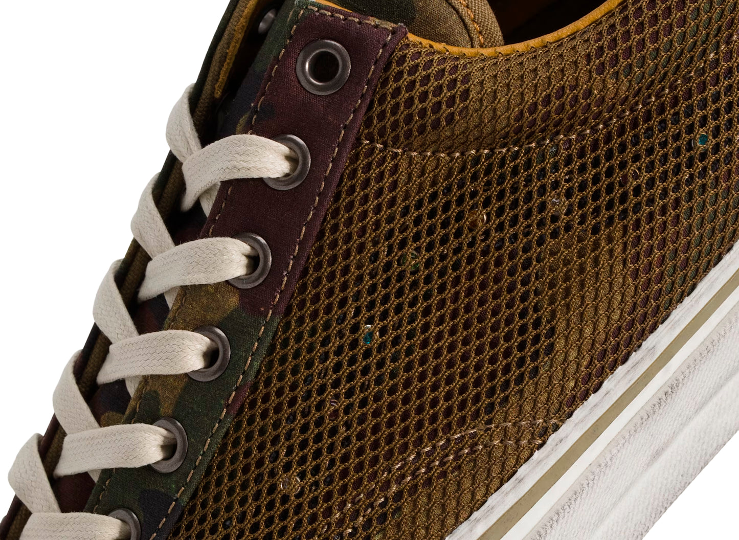 Vans LX Old Skool 36 in Woodland Camo