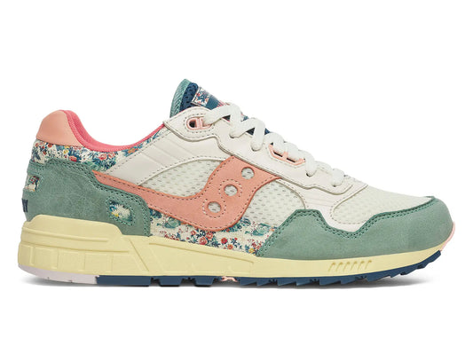 Saucony Shadow 5000 in Beige / Blue