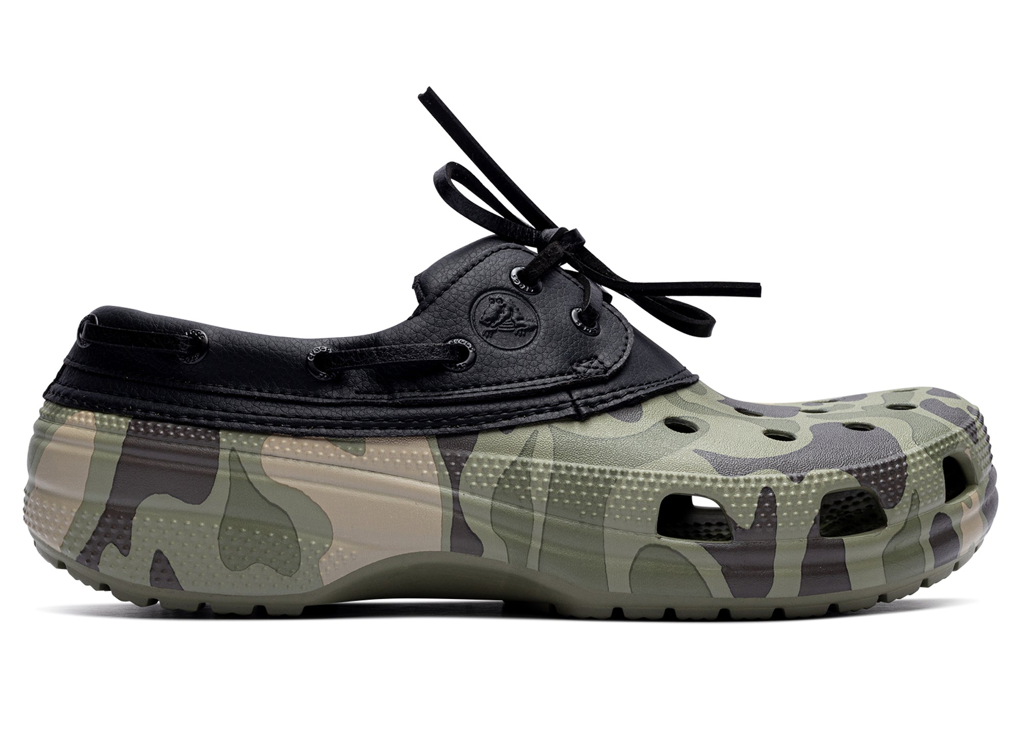 oneness_0009_crocs-boat-shoe-