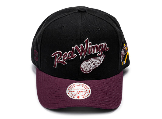 NHL Just Don Wave Script Pro Strapback 'Detroit Red Wings'