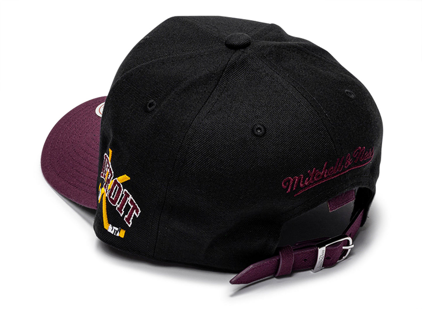 NHL Just Don Wave Script Pro Strapback 'Detroit Red Wings'