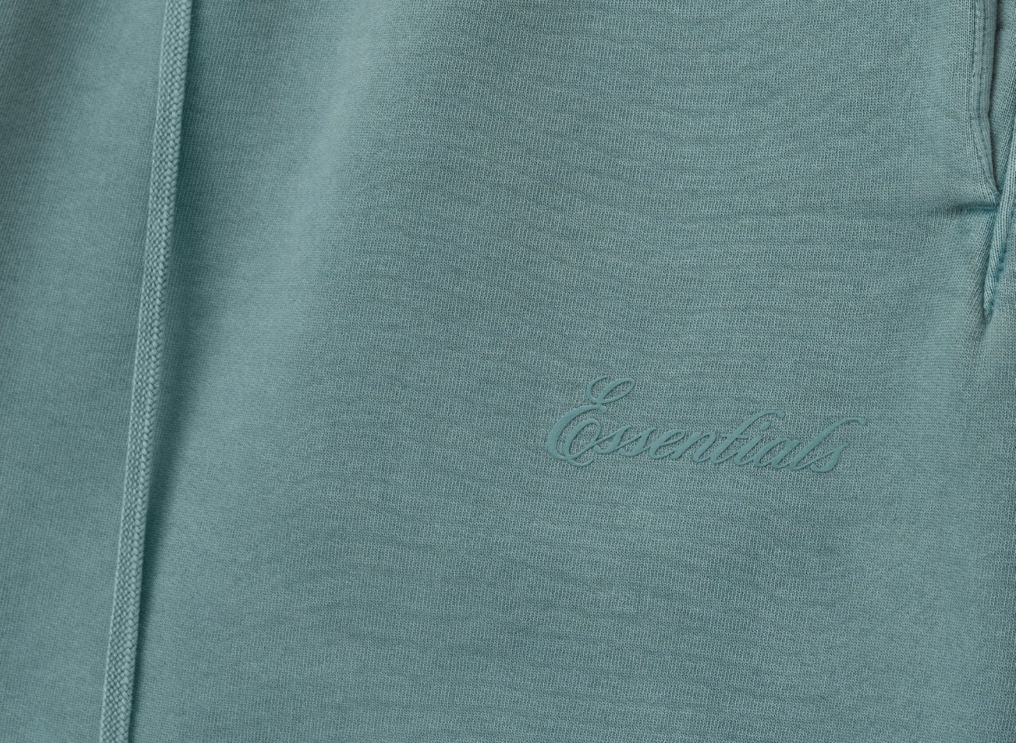 Fear of God Essentials Signature Classic Short « Faded Coastal »