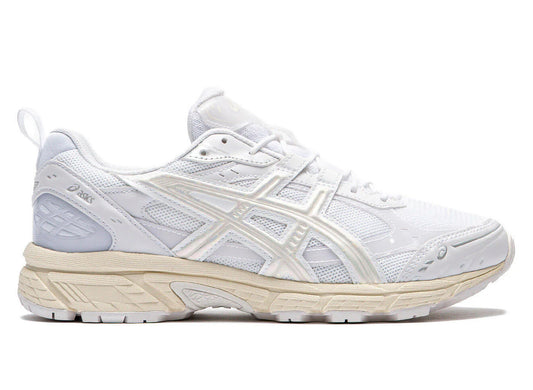 Asics Gel-Nunobiki in White / Cream