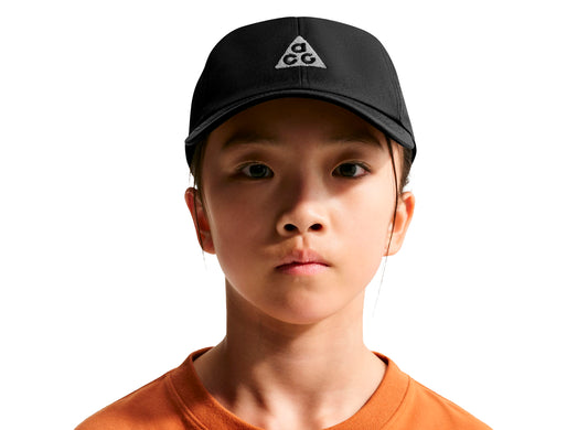 Kid's Nike ACG Club Cap in Black