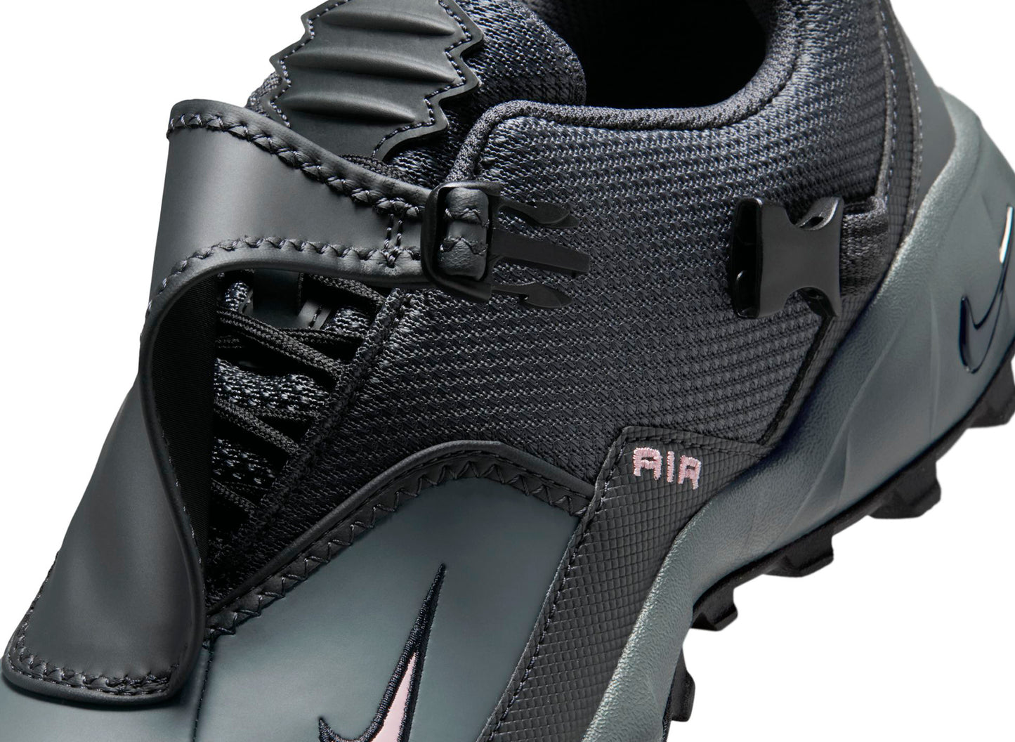 Nike ACG Phassad in Anthracite