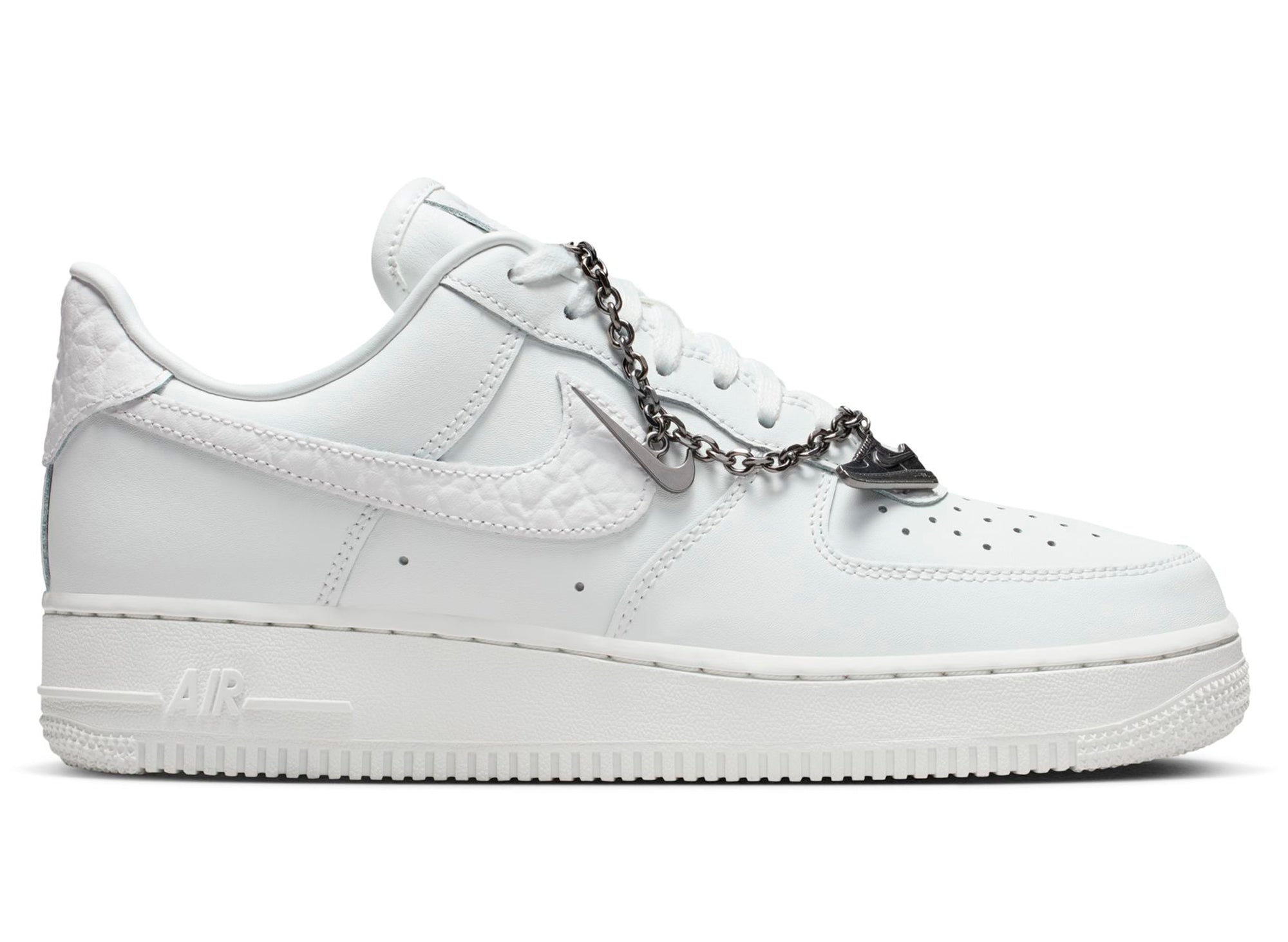 Women's Nike Air Force 1 '07 Low in Summit White – Oneness Boutique