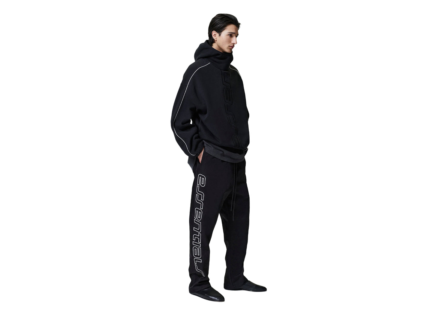 Fear of God Essentials Active Trace Relaxed Sweatpant « Vintage Black »