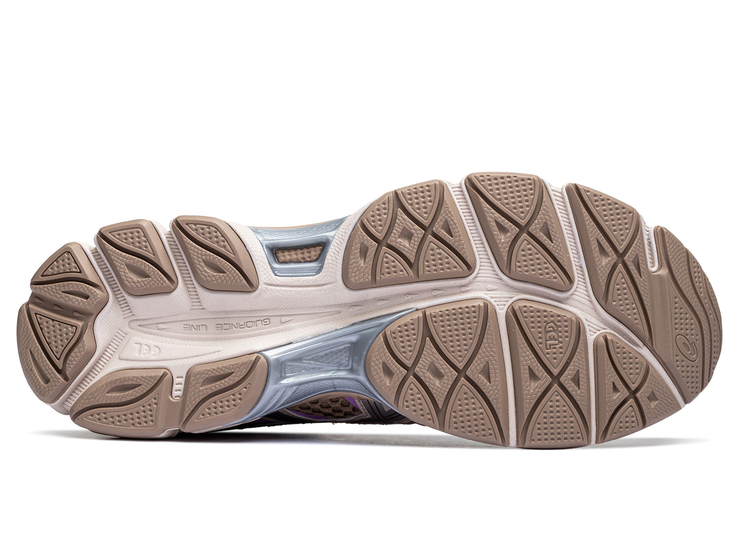 Asics Gel-Cumulus 16 in 'Cinnamon / Pure Silver'