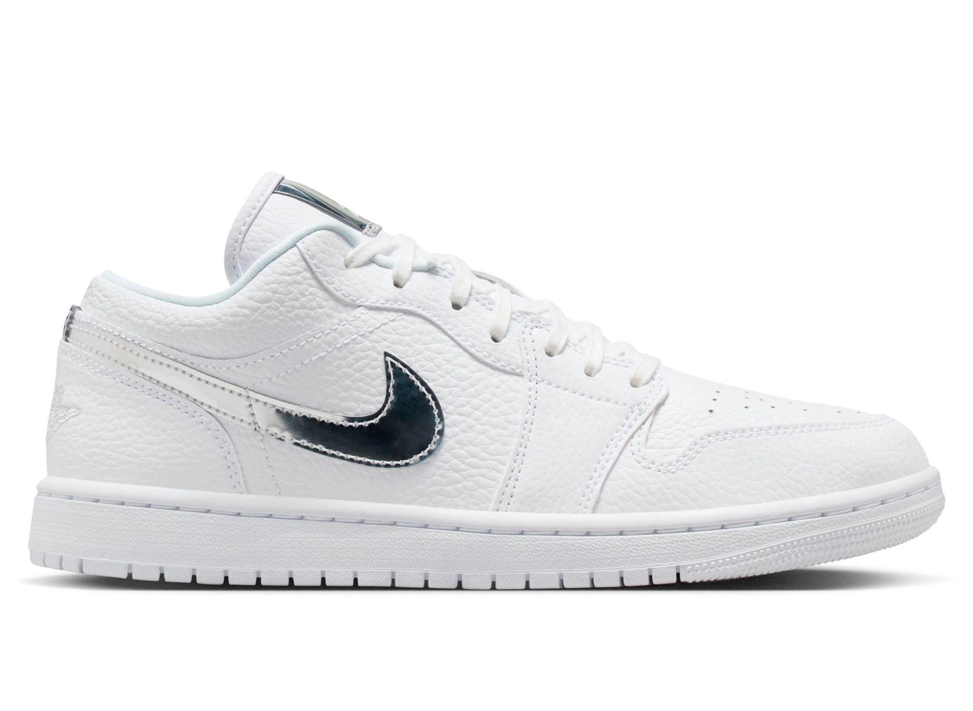 Women's Air Jordan 1 Low SE in White – Oneness Boutique