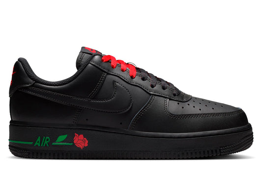 Women's Nike Air Force 1 '07 SE in Black / Sport Red