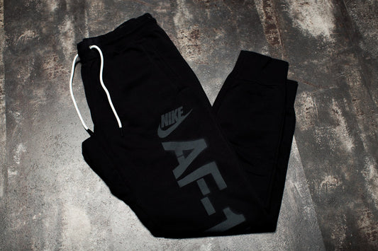 NIKE SPORTSWEAR JOGGERS