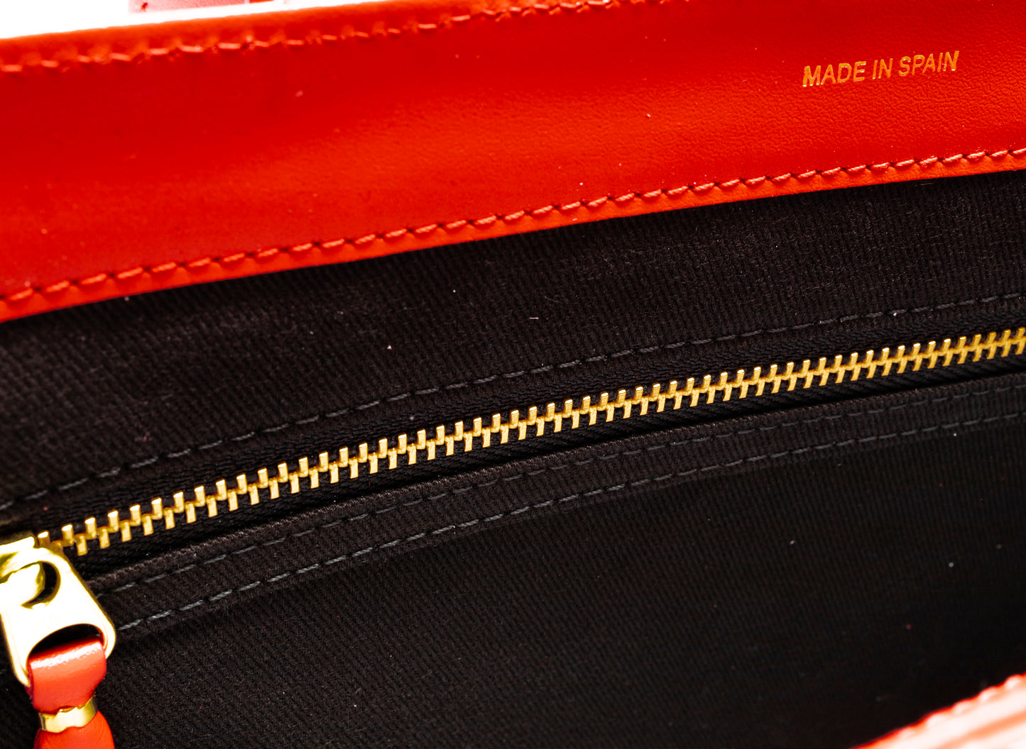 Comme des Garçon Huge Logo Bag in Red