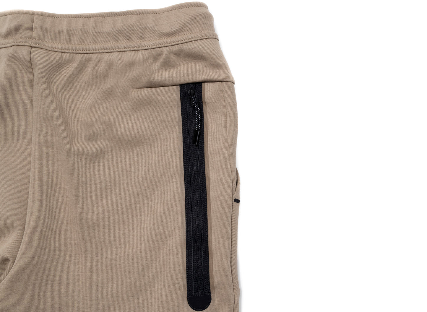 Nike Sportswear Tech Fleece Joggers in Khaki