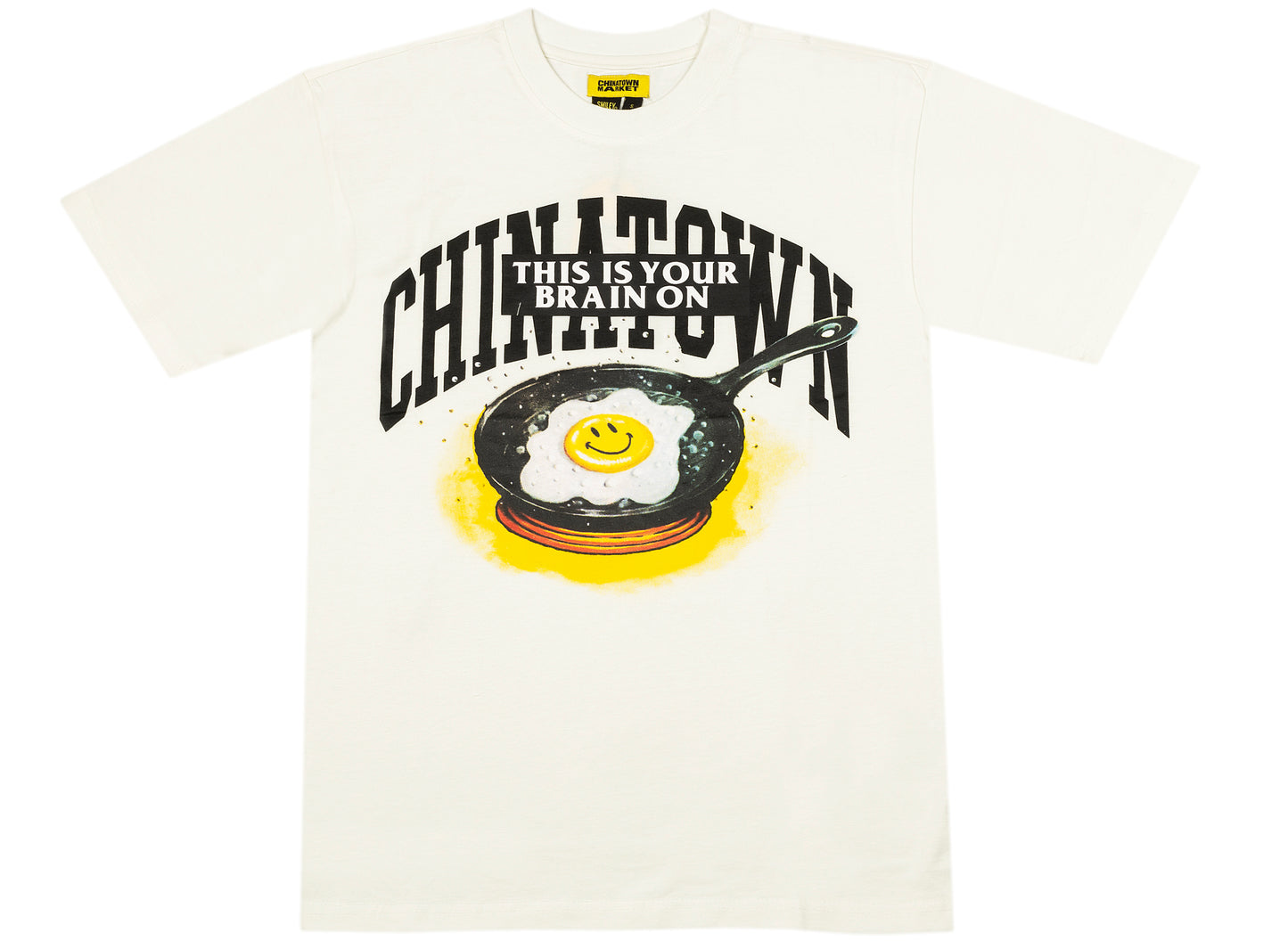 Chinatown Market Smiley Brain On Fried Tee in Cream