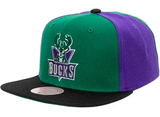 Mitchell & Ness NBA On the Block Bucks Snapback