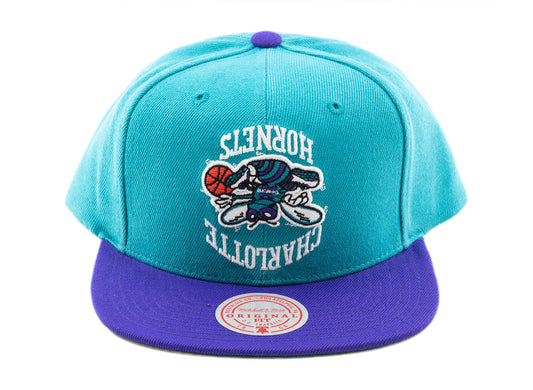 Mitchell & Ness Upside Down HWC Charlotte Hornets Snapback