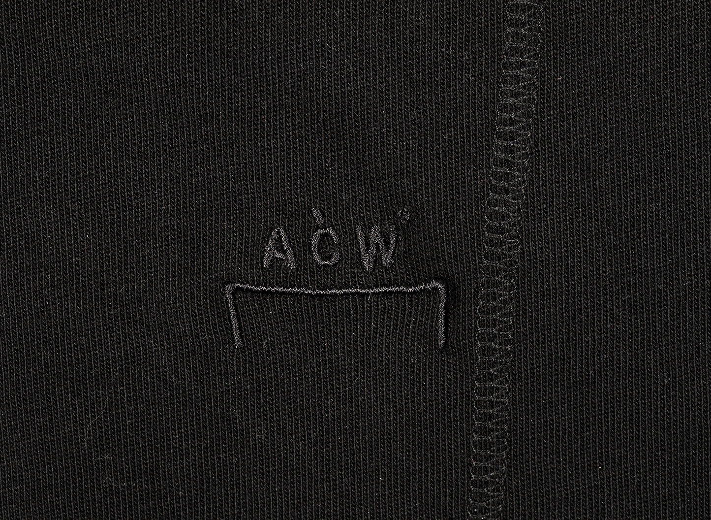 A-COLD-WALL* Essentials T-Shirt in Schwarz
