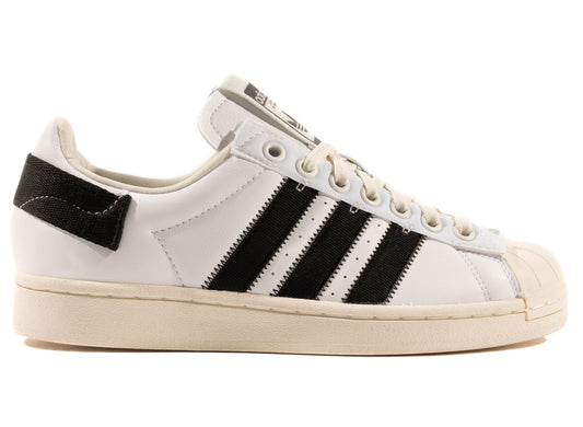 Adidas Superstar Parley in Flat White / Core White