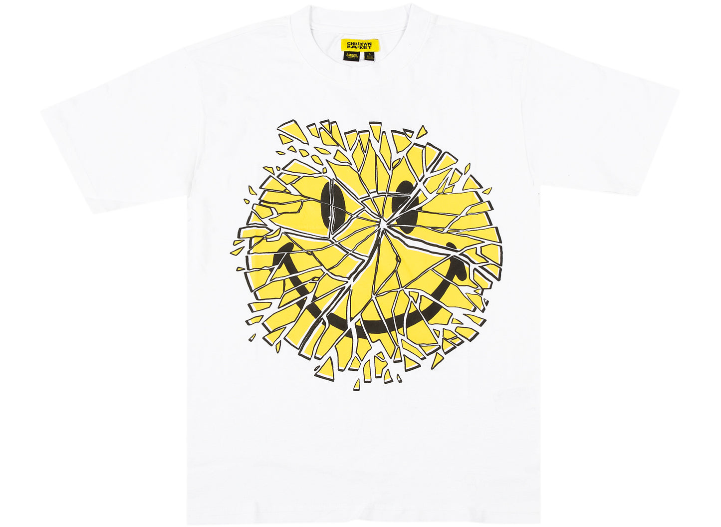 Chinatown Market Smiley Glass Tee in Weiß