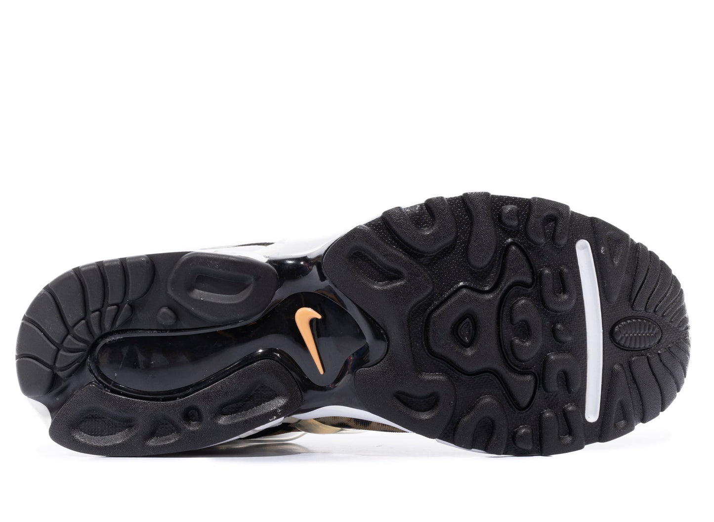 Nike Kukini SE in Black / Kumquat / White