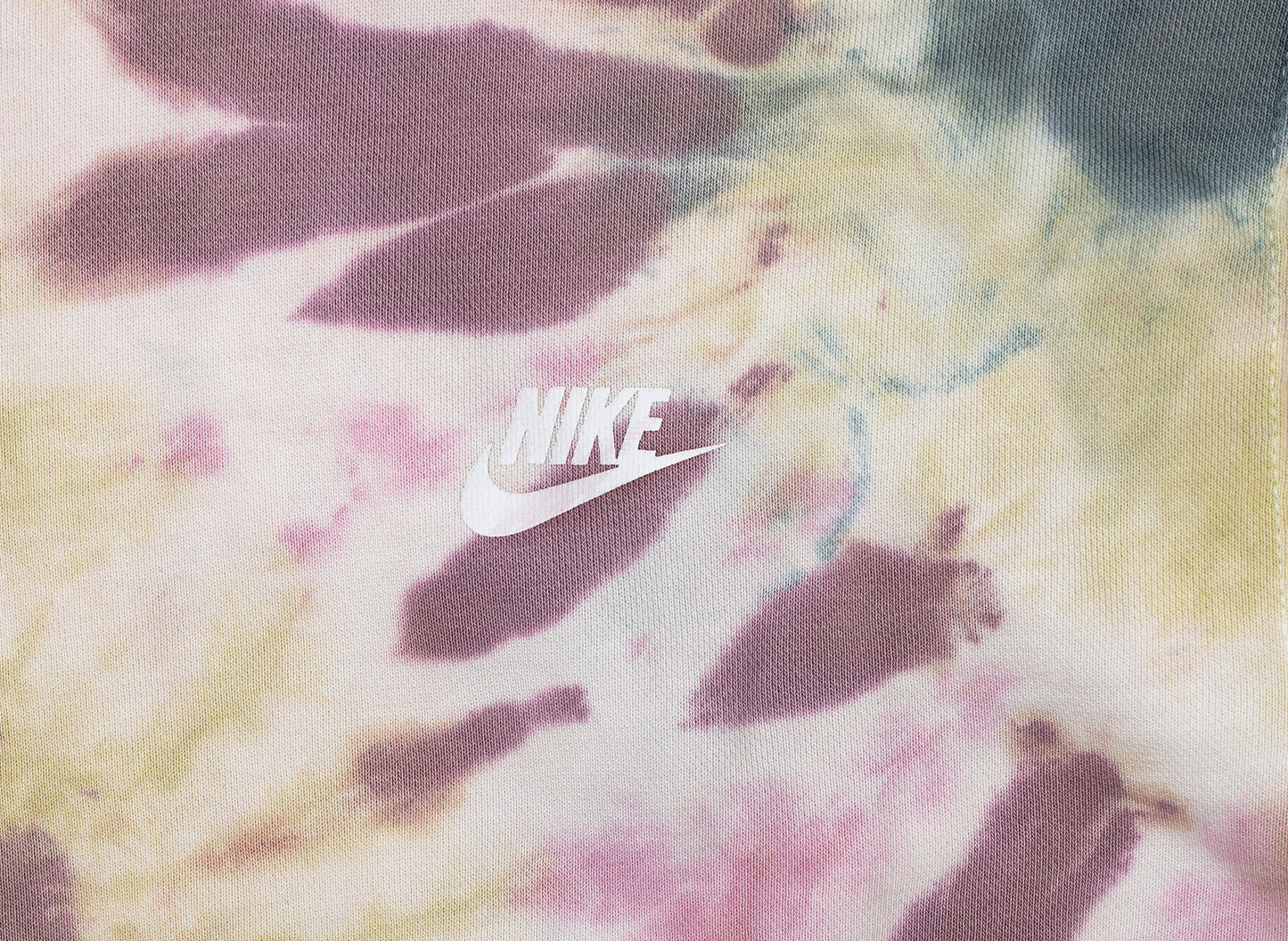 Sudadera con capucha de tejido Fleece y tinte Nike Sportswear