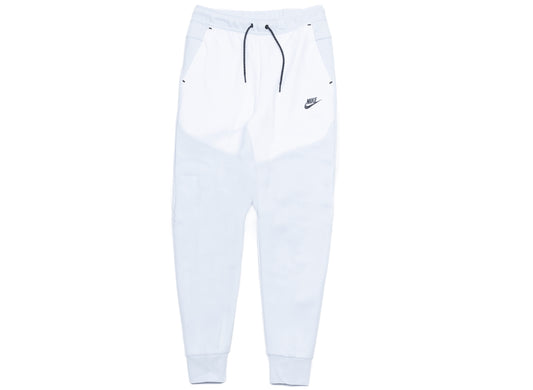 Nike Sportswear Tech Fleece Joggers in Football Grey / White / Black