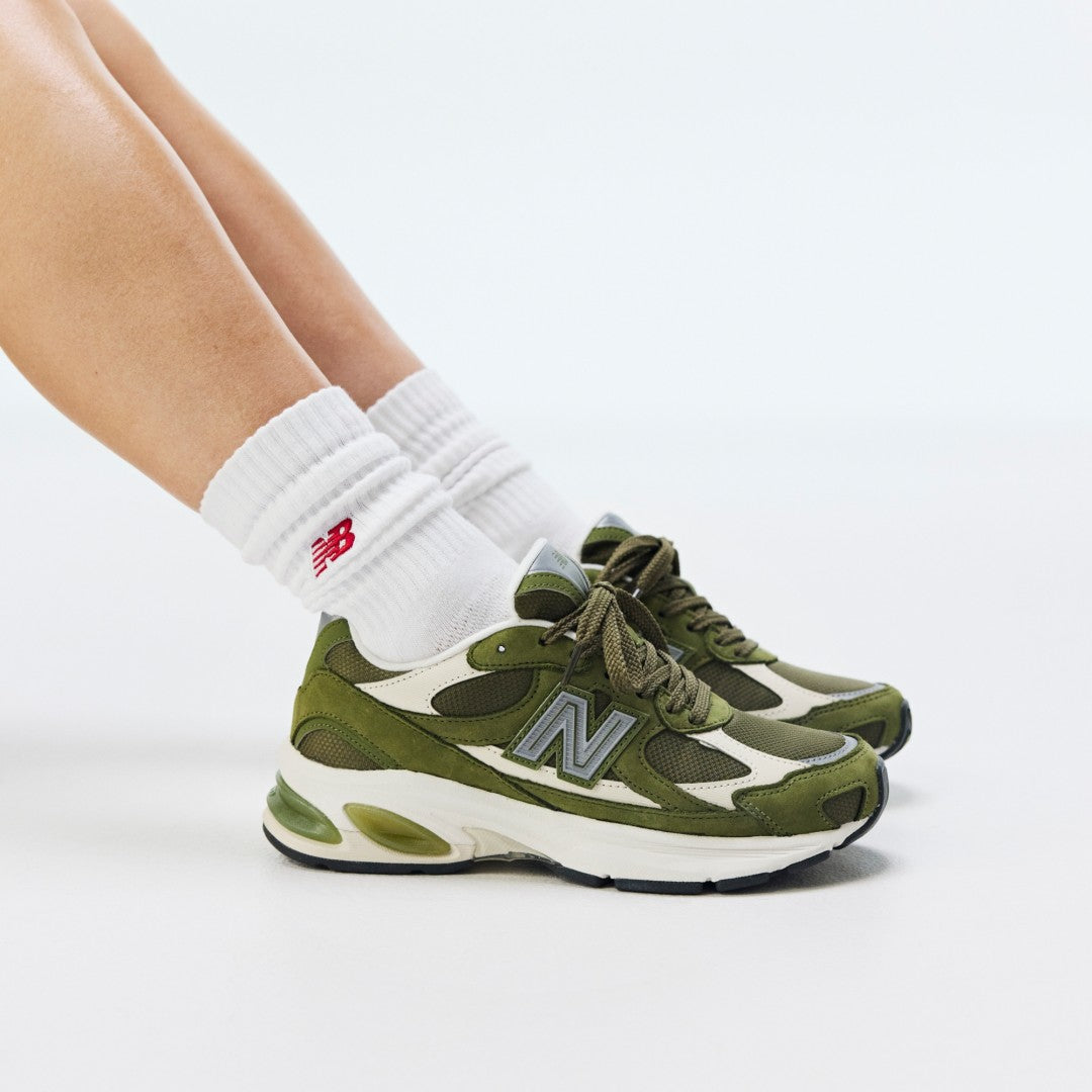 New Balance U2010 3TO Sport Green/Wakame U20103TO on foot. Image via Fullress
