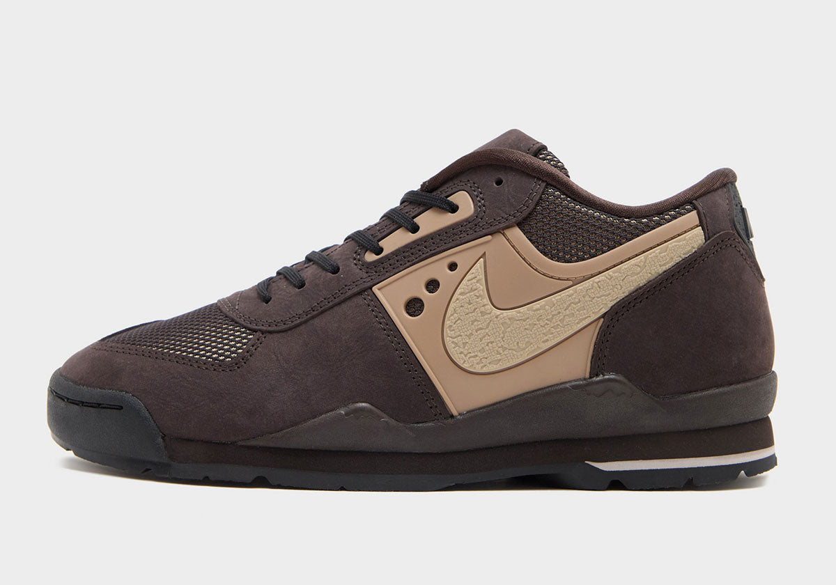 Nike Baltoro Low in Velvet Brown and khaki, lateral side view. Image via Sneaker News