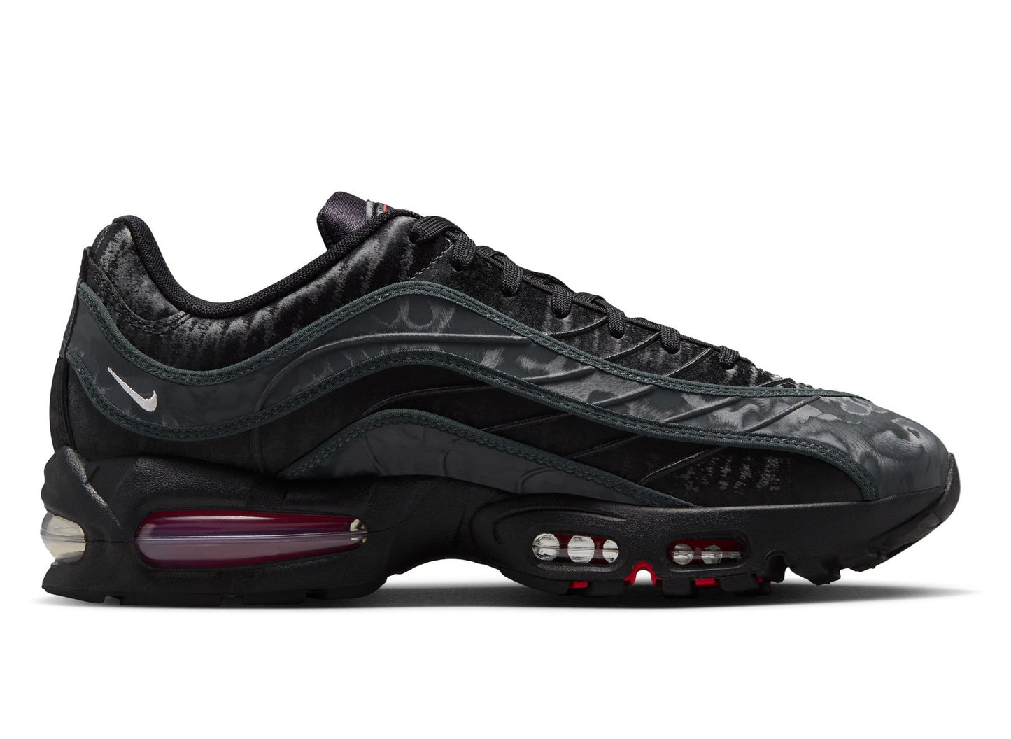 Nike Air Max Joga Bonito in Black / University Red