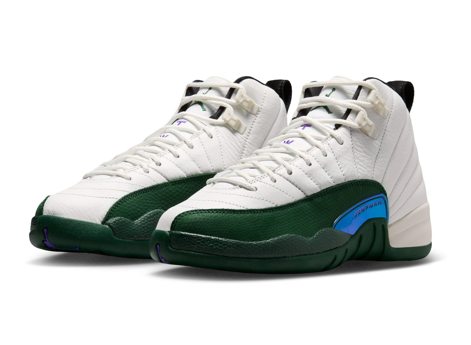 GS Air Jordan 12 Retro Bucks 153265-103 front angle