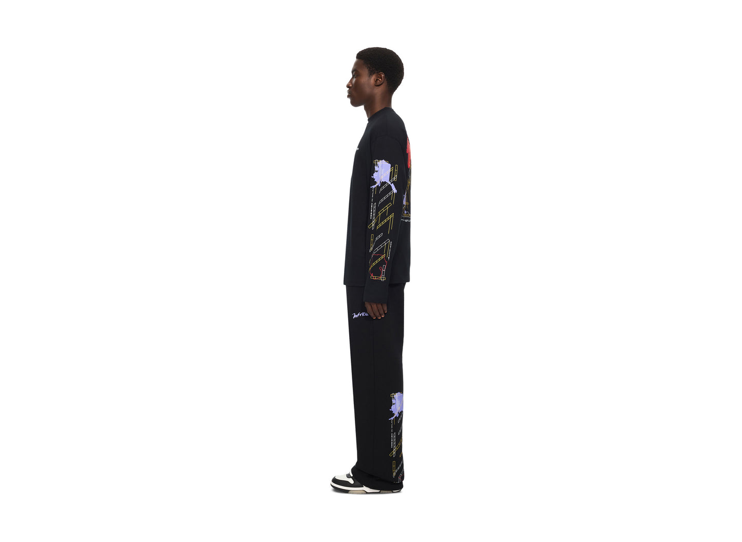 OFF-WHITE Archigeography Arrow Sweatpant in Black — view 3