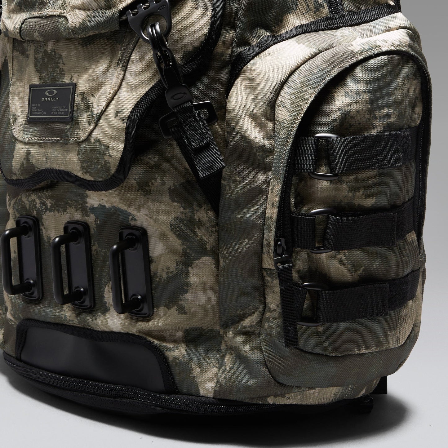 Oakley Kitchen Sink Backpack in Off-Slope Camo Green product view 6