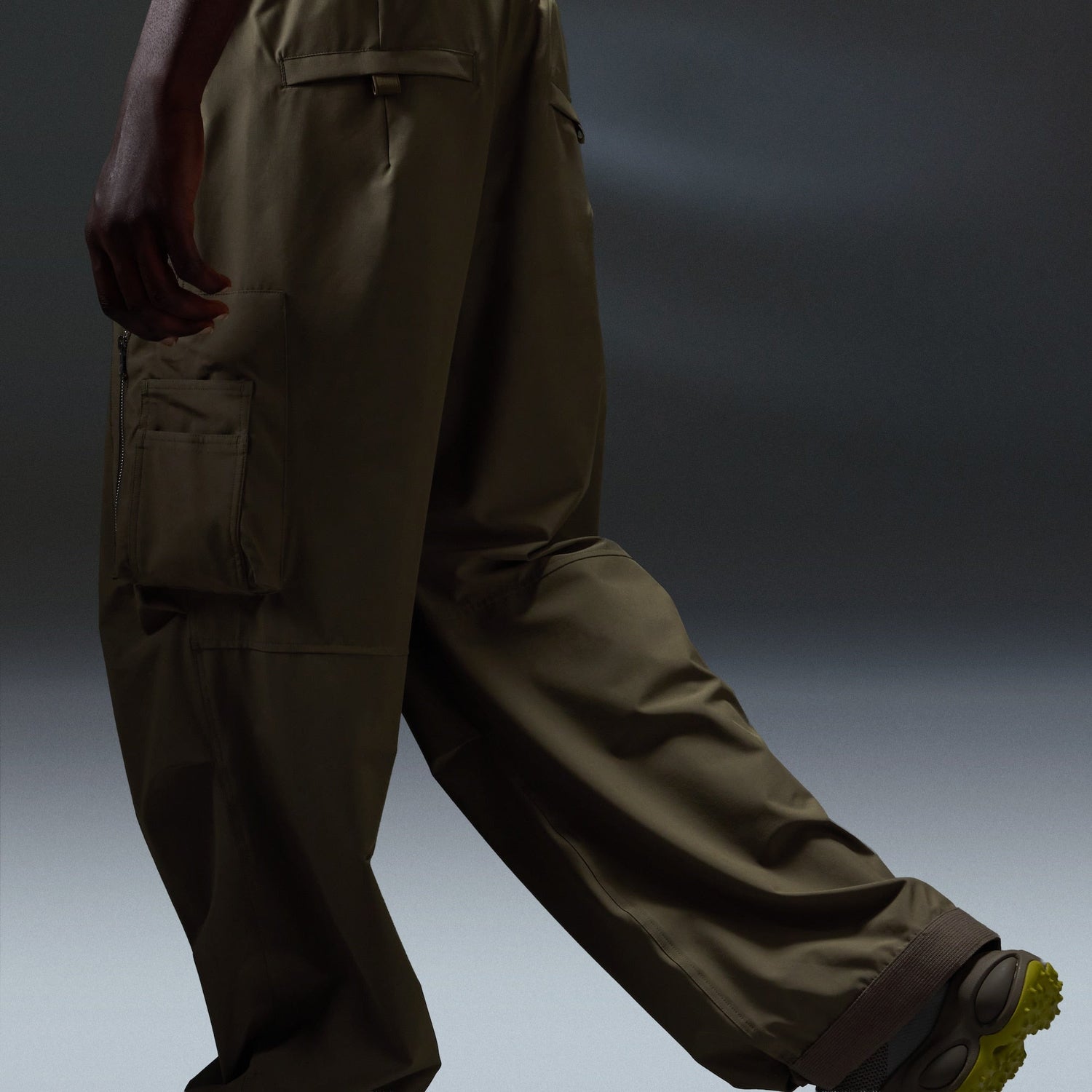 Oakley Reserve Strato Track Pant in Deep Olive product view 5