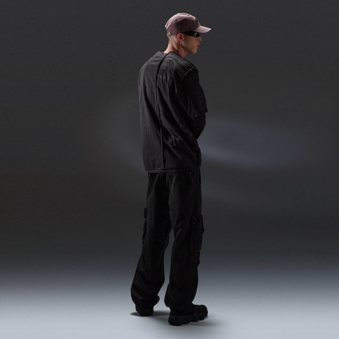 Oakley Reserve Strato Cargo Pant in Pitch Black product view 3