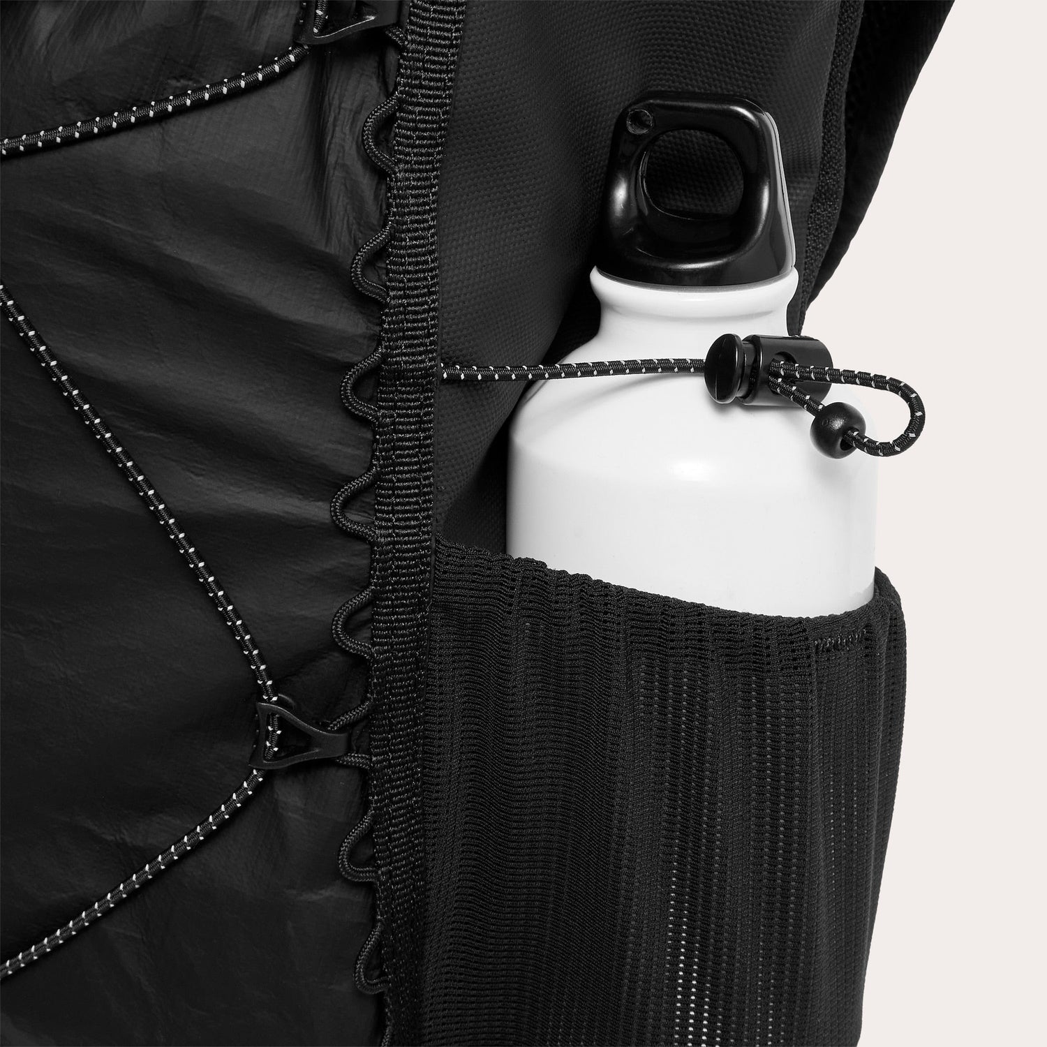 Oakley Latitude Sling Pack in Blackout product view 5